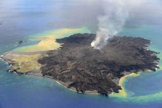 西之島噴火001.png